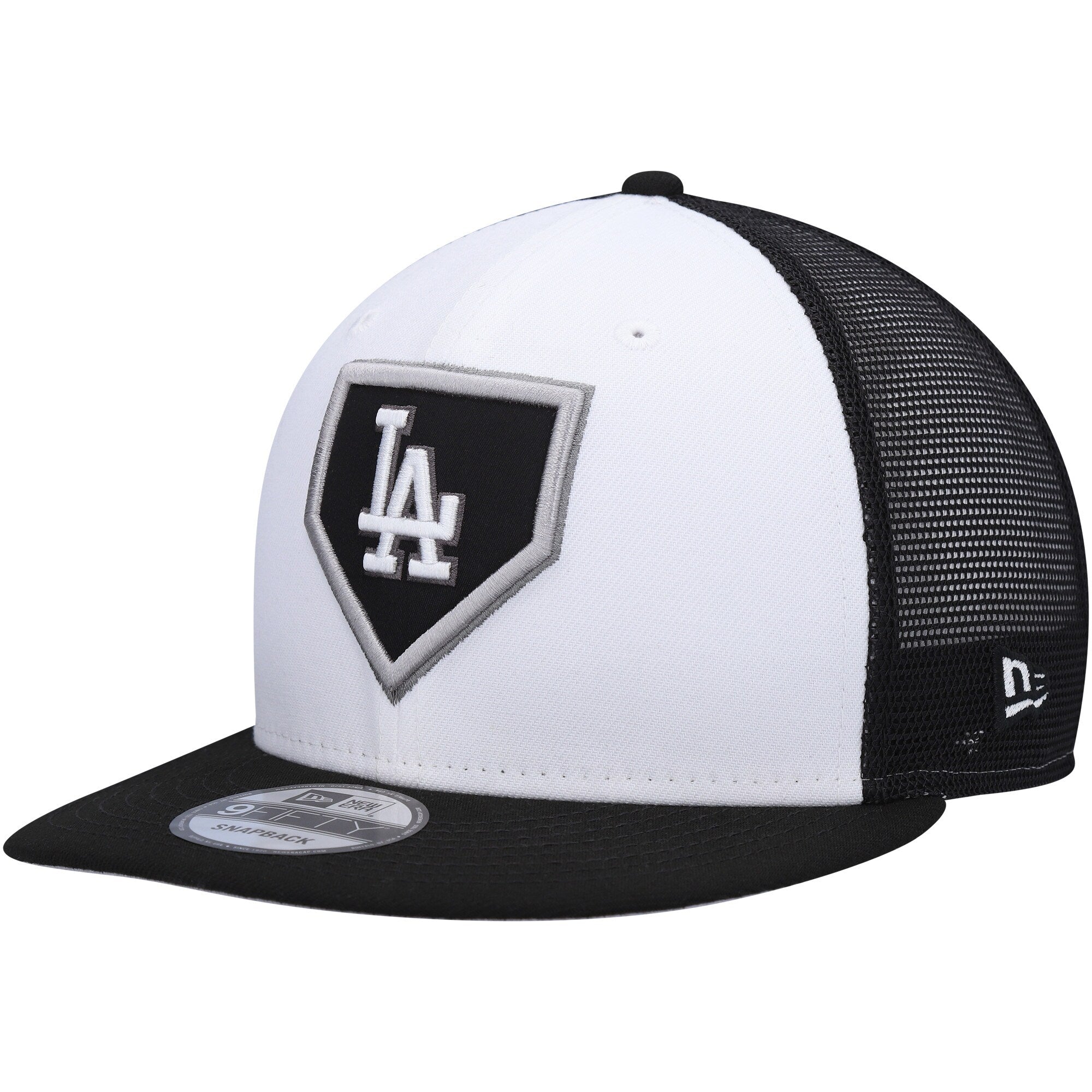 Los Angeles Dodgers New Era 2022 Clubhouse Trucker 9FIFTY Snapback Hat - White/Black
